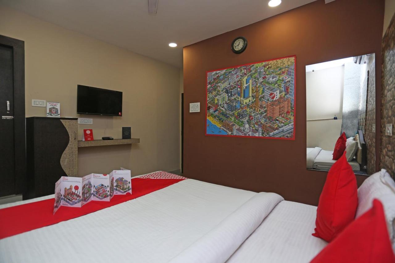 Oyo 14487 Hotel Stay Inn Колката Екстериор снимка